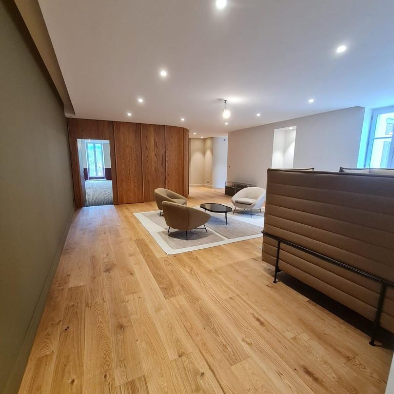 Parquet contrecollé chêne à Valence Parquet contrecollé chêne à Valence